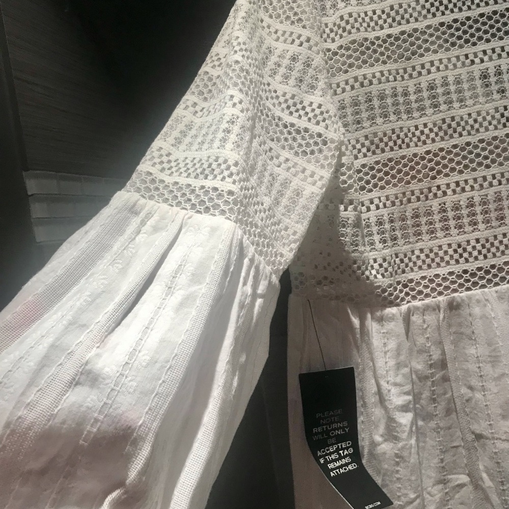 BCBGMAXAZRIA EVANNE BABYDOLL WHITE LACE-UP PEASANT LONG SLEEVE DRESS  SZ MED - Picture 3 of 9